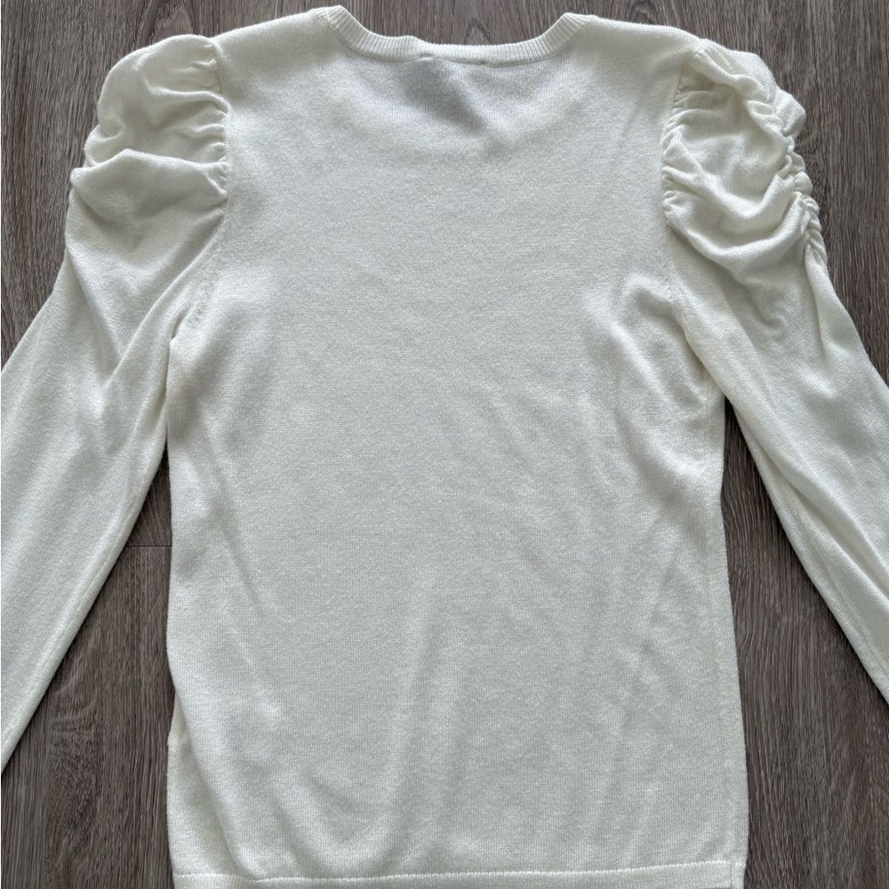 Express Puff Sleeve Top - Picture 7 of 7